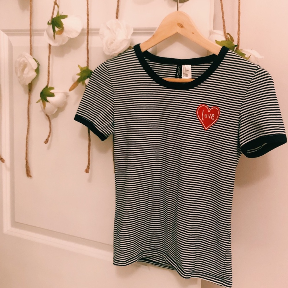 H&M short sleeved tee